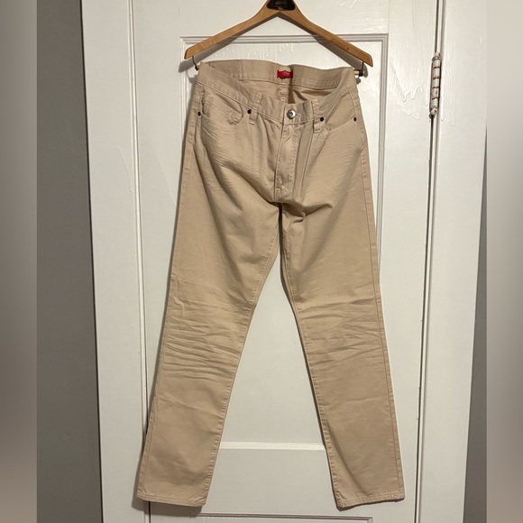 Guess Men’s Pants in size 34x32 in color camel - Picture 3 of 8